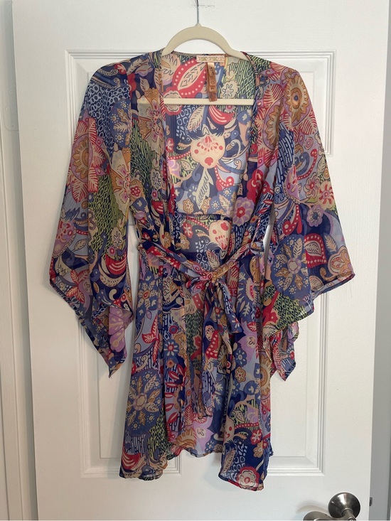 Andrew & Co Other - Andrew & Co Multi-Color Floral Paisley Kimono